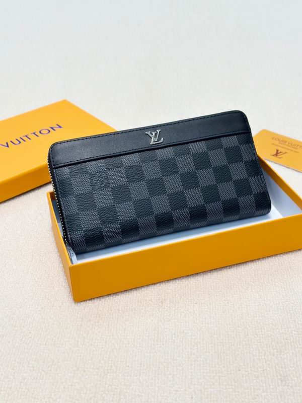 Louis Vuitton Wallet ID:20260806-208